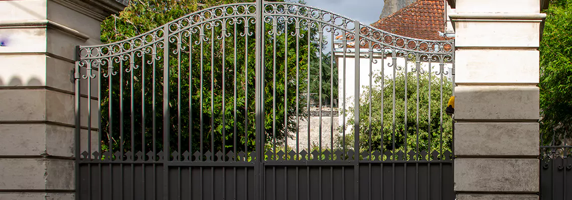 Wooden Swing Gate Repair in Bartlett, IL