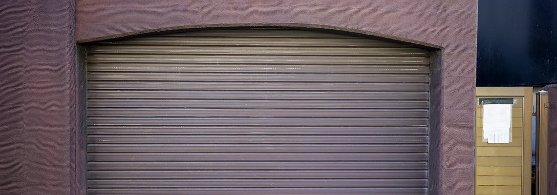 Fallen Garage Door Worn Rollers Replacement in Bartlett, Illinois